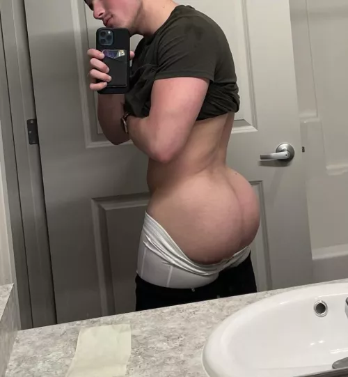 Do you like short guys? I’m 25 and I’m only 5’6” tall by BlankChapter