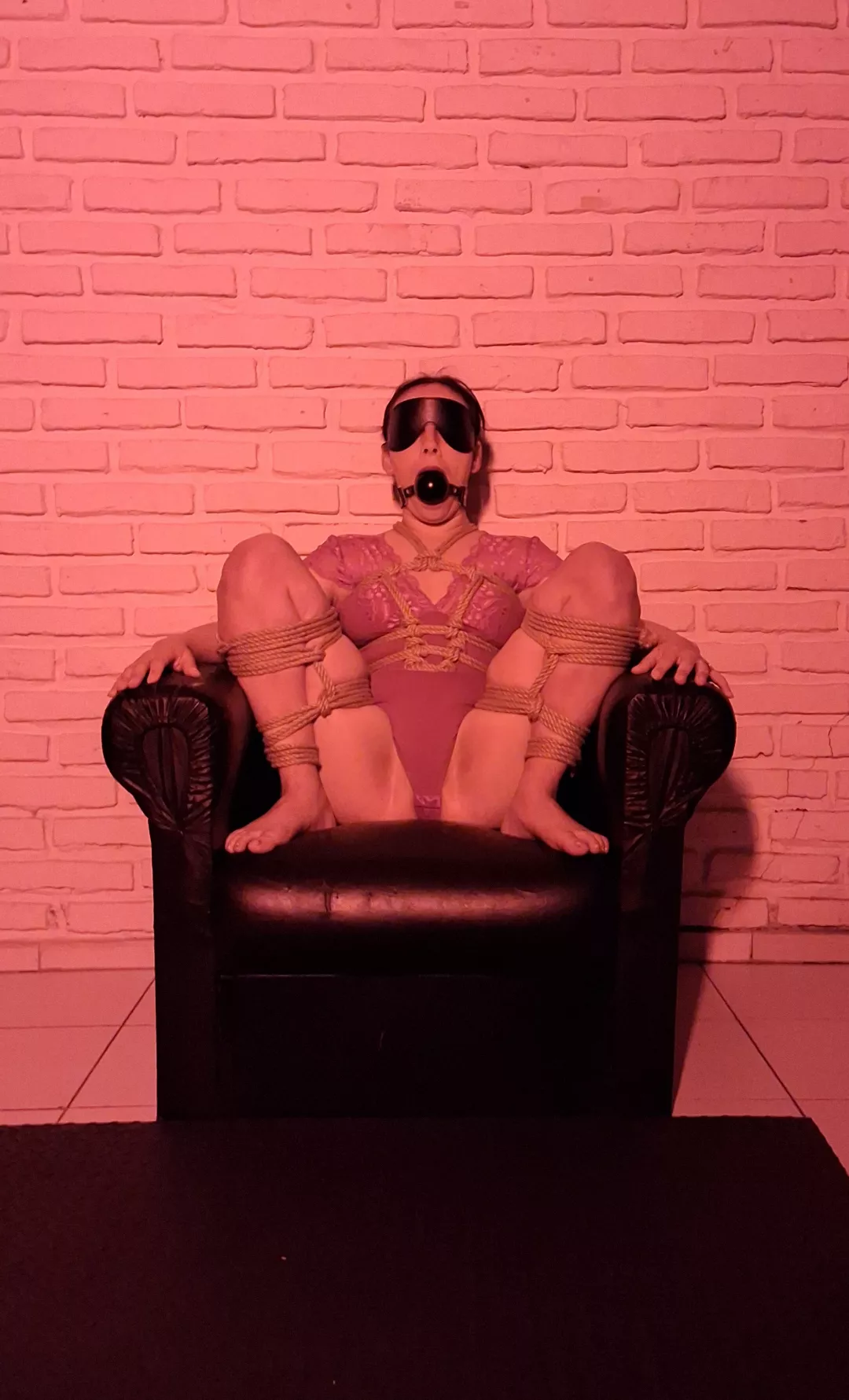 Dungeon shibari, chest harness and futomomo  posted by Fantastic-Bottle9713