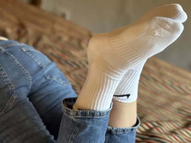 [F] Nikes after the gym by ameliefeet