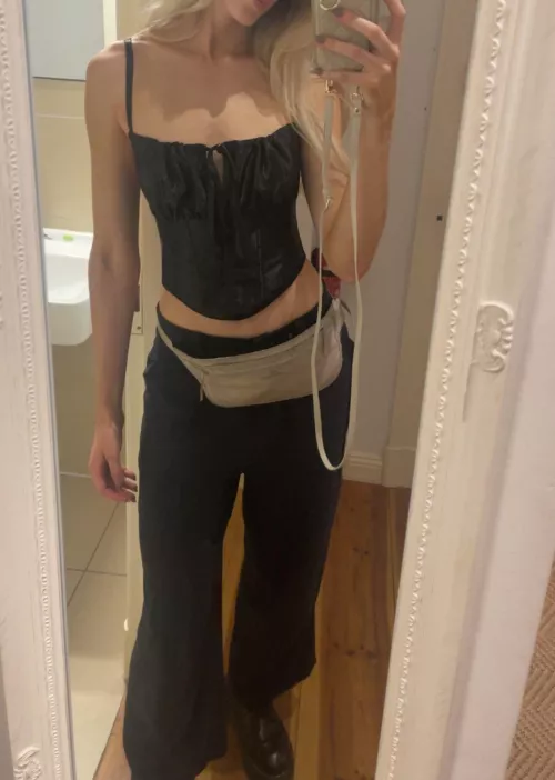 Friday night’s outfit 🖤 by andie_x