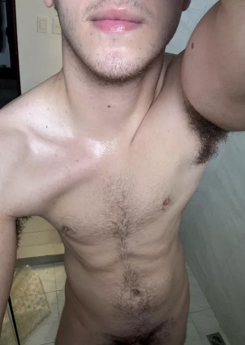 Getting hairier  by rmor3003