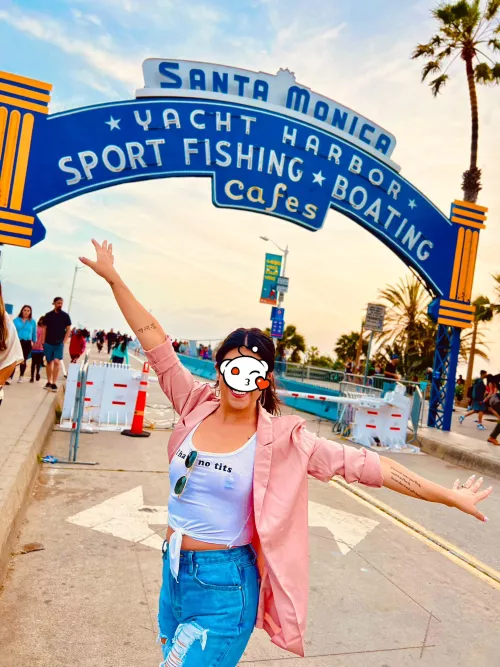 Haven’t worn a bra in 5 years! 🙌🥰 by DramamineDreaming