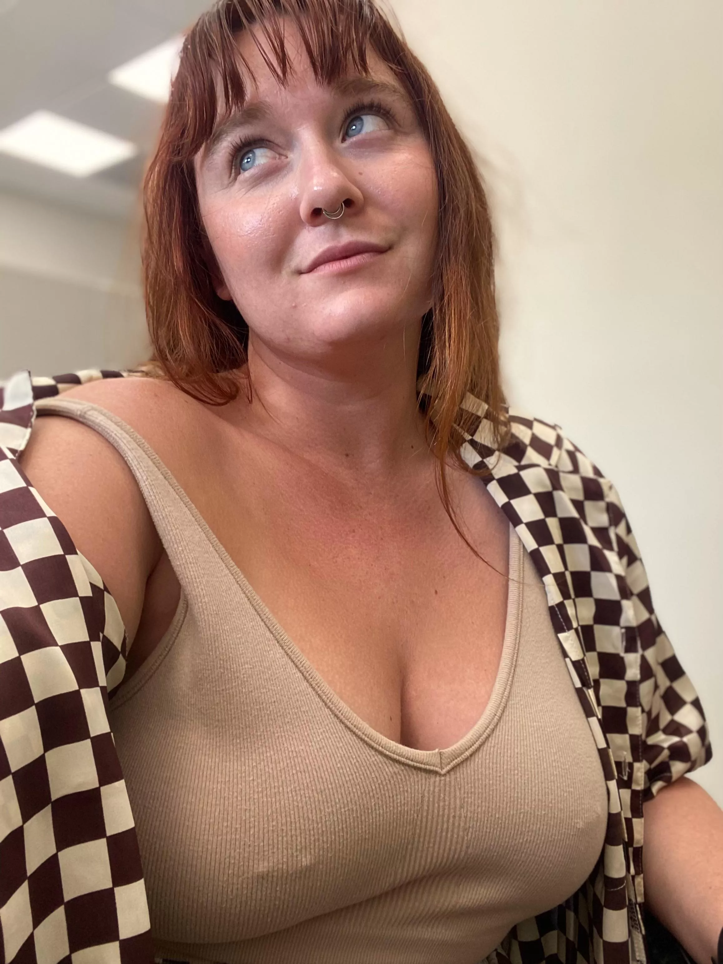 I had to run into the office on a Sunday 👩‍💼  posted by Cosmonaughtie_