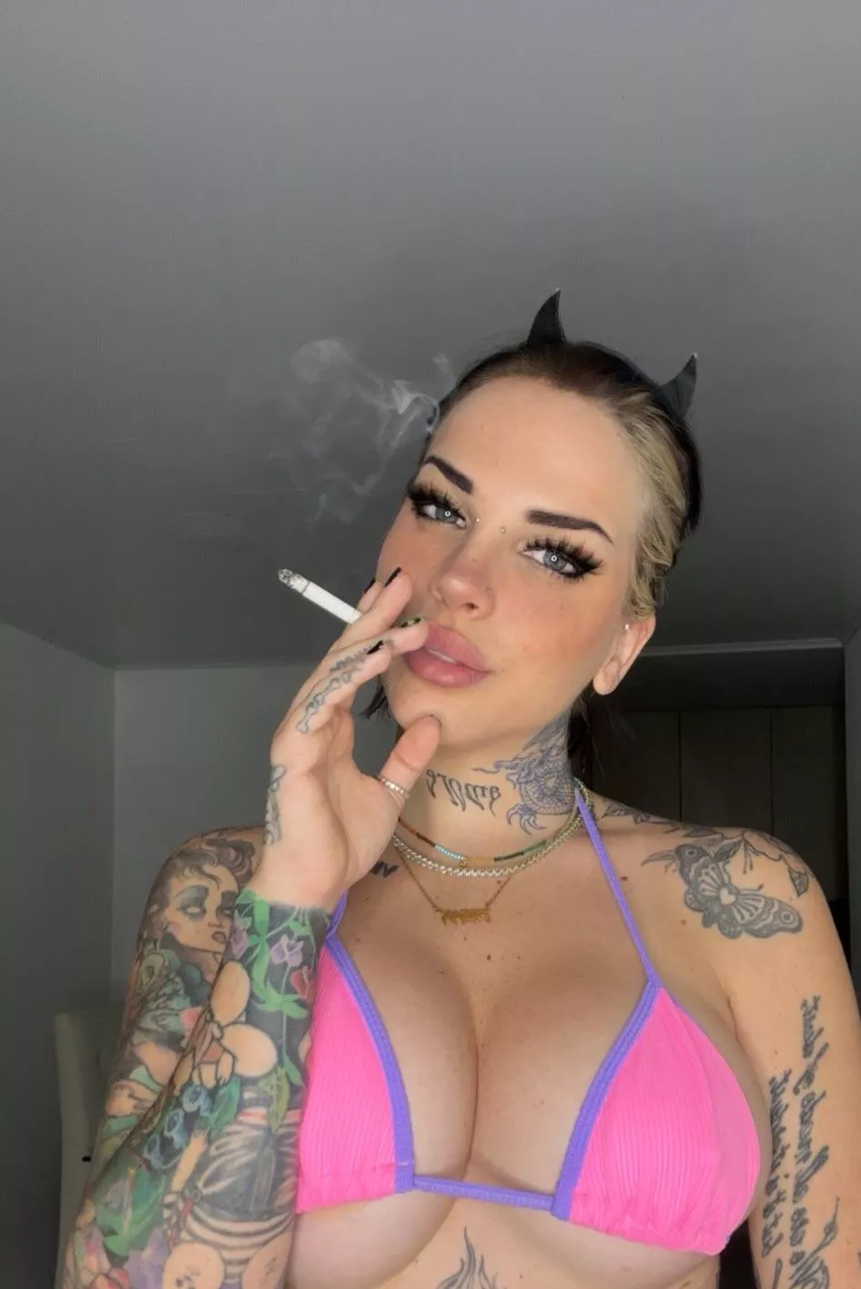 I'm sexy and hot, do you think the same? posted by Ottaviiafet18