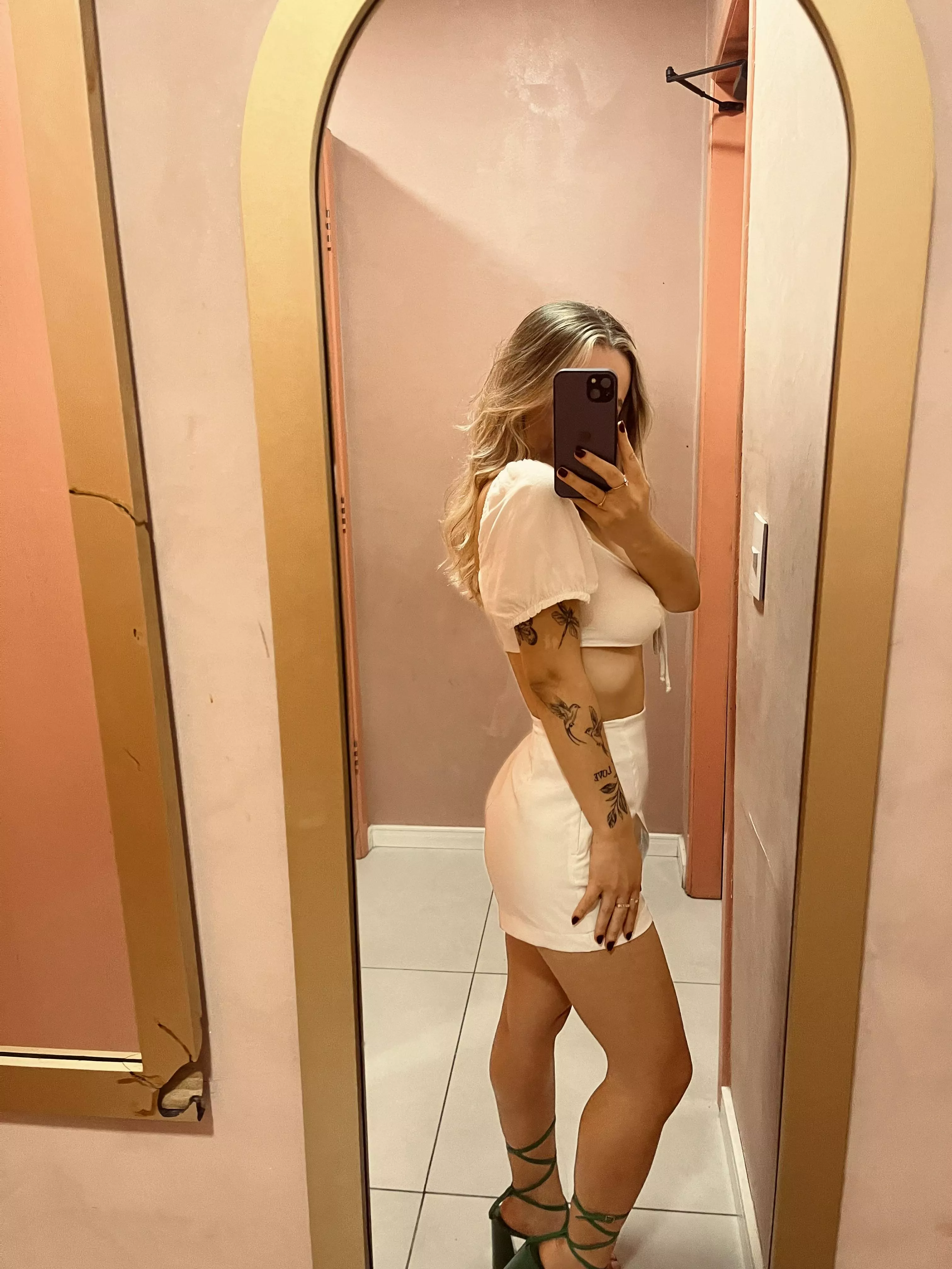 Ready to hit the local grocery shop and stack food for the whole week posted by LatinaVivian