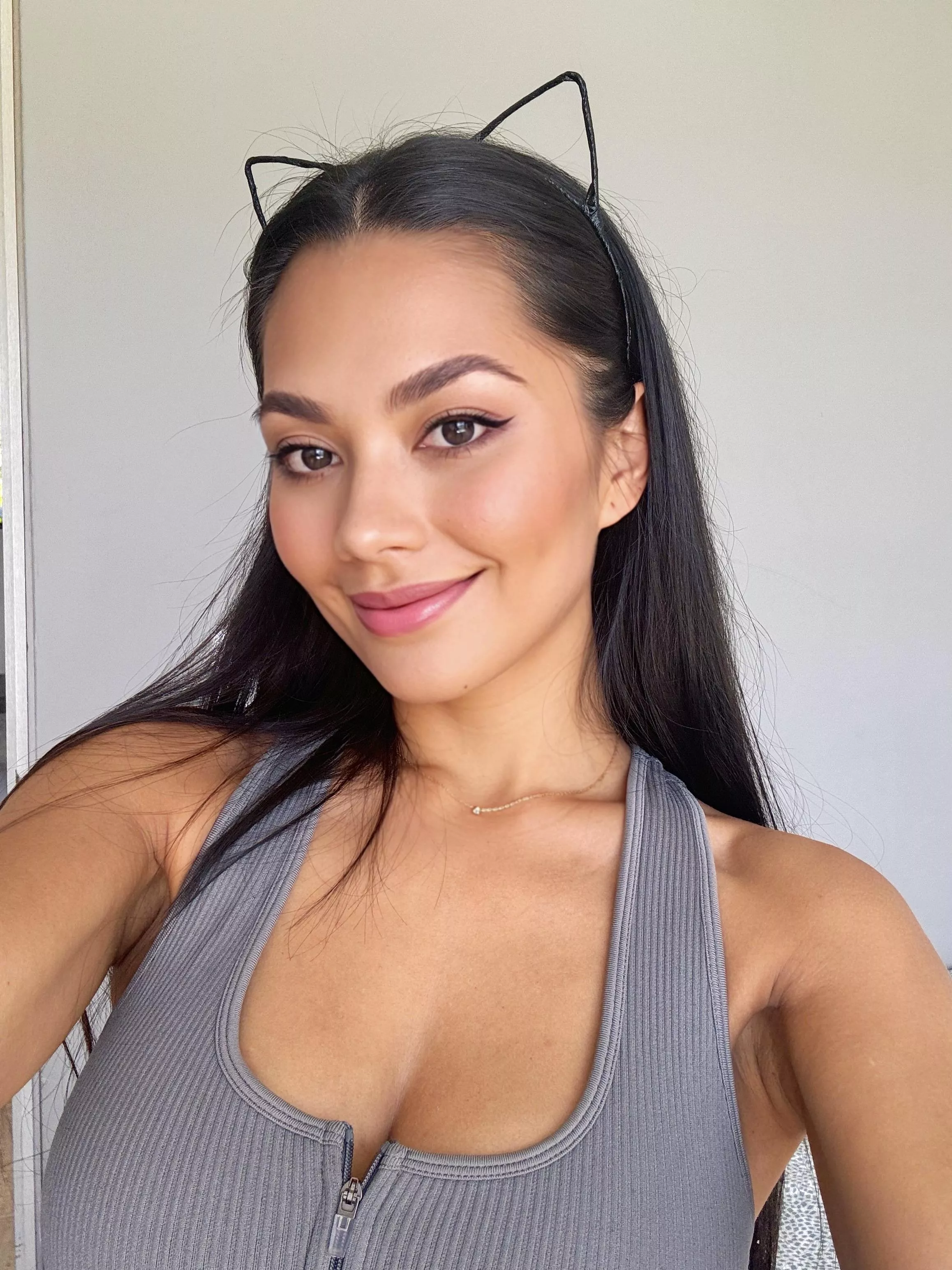 Sense of joy expressed without bra posted by ValanorValar