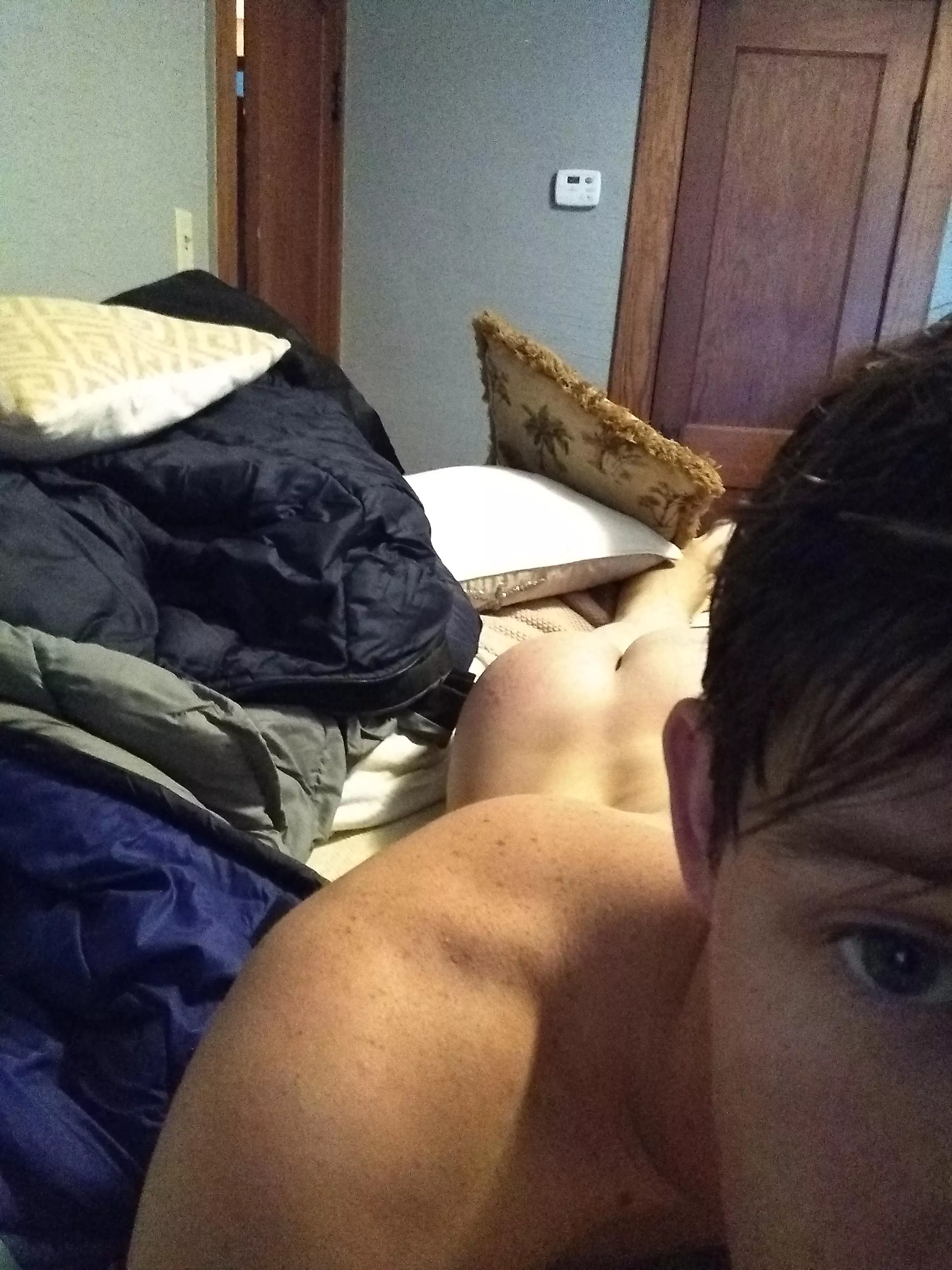 Spank or fuck 🥵 dms open lol  posted by Serious-Milk-6620