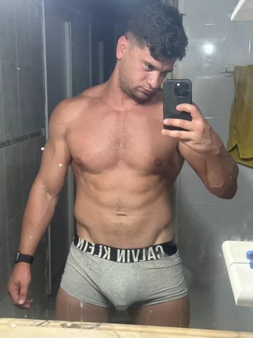 This V is all yours by realisiwak