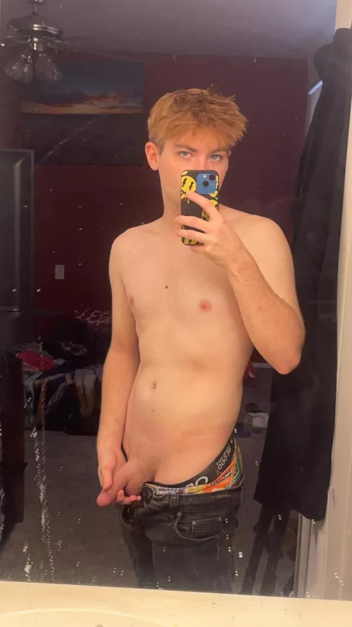 What do you think of my 19 year old boy body  by CrimRed69