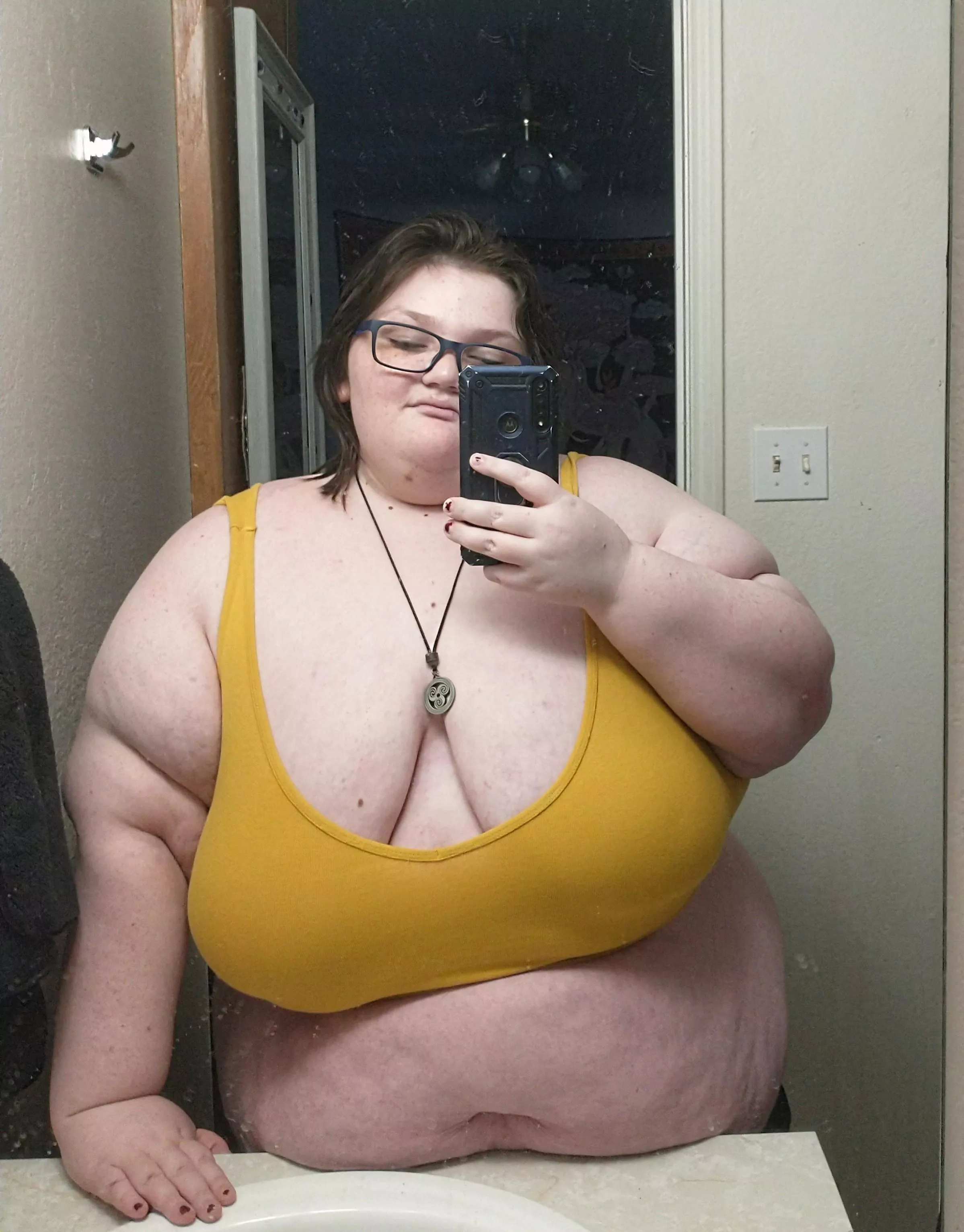 Yellow 💛 posted by bapplecider