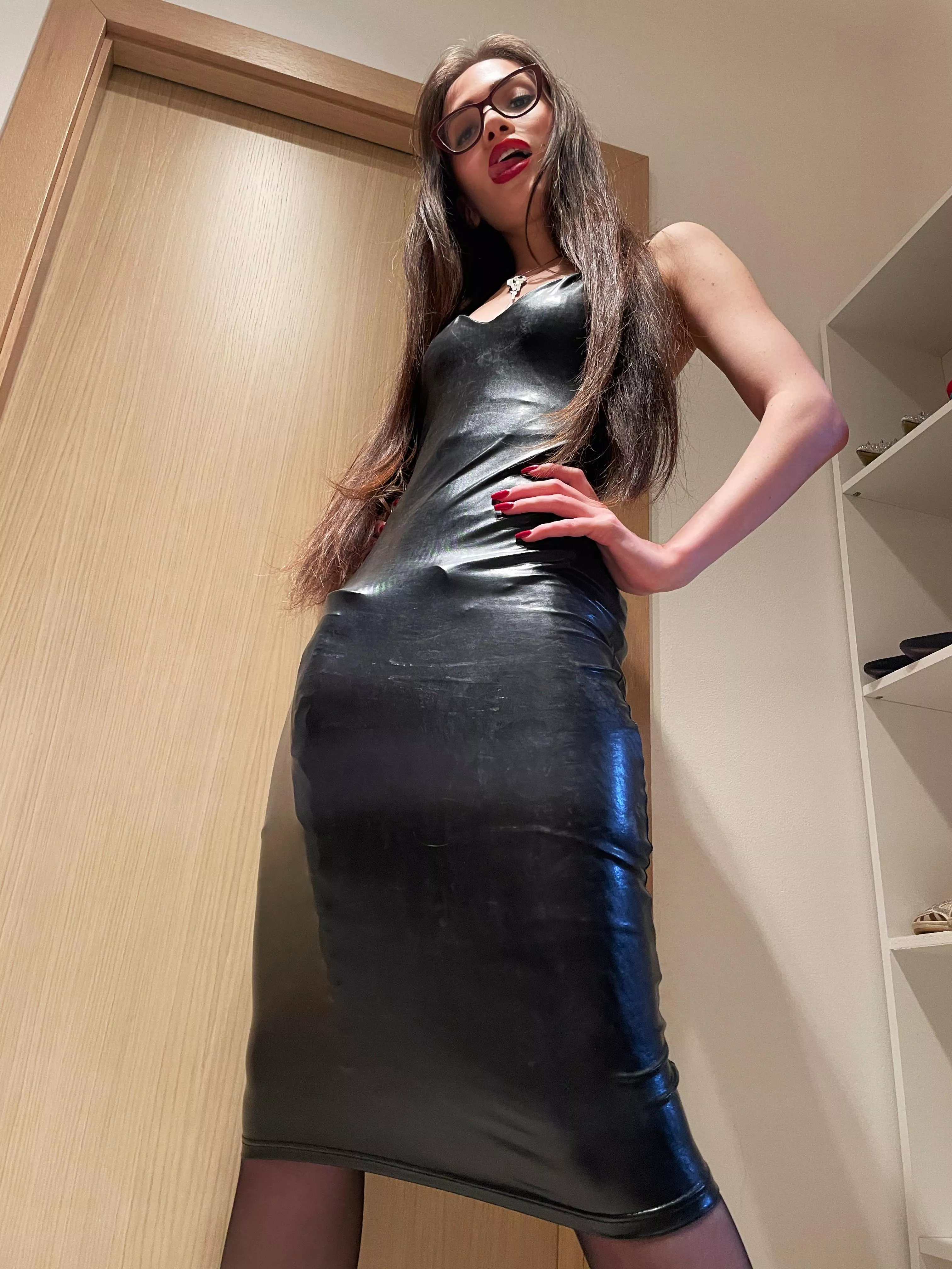 You've never had such big one before posted by Aliena_Moore