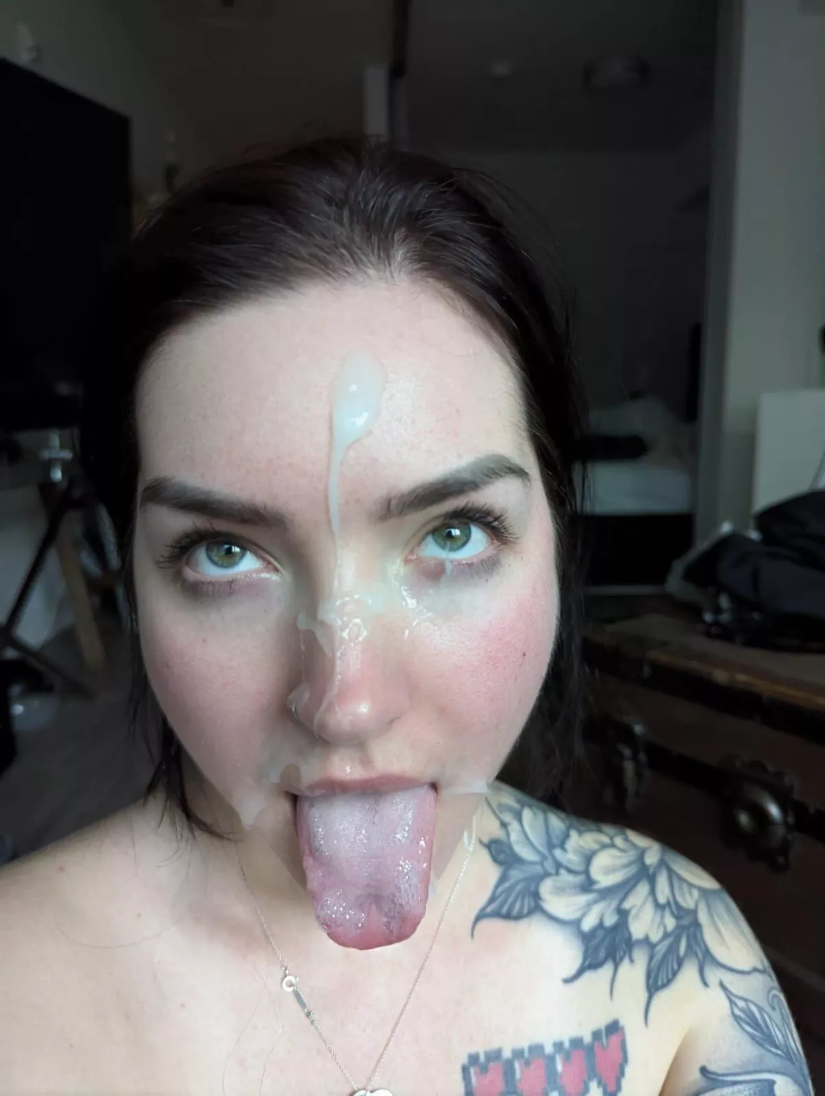 As a good slut, I always want my dates to finish on my face  posted by ObjectiveWilling1105