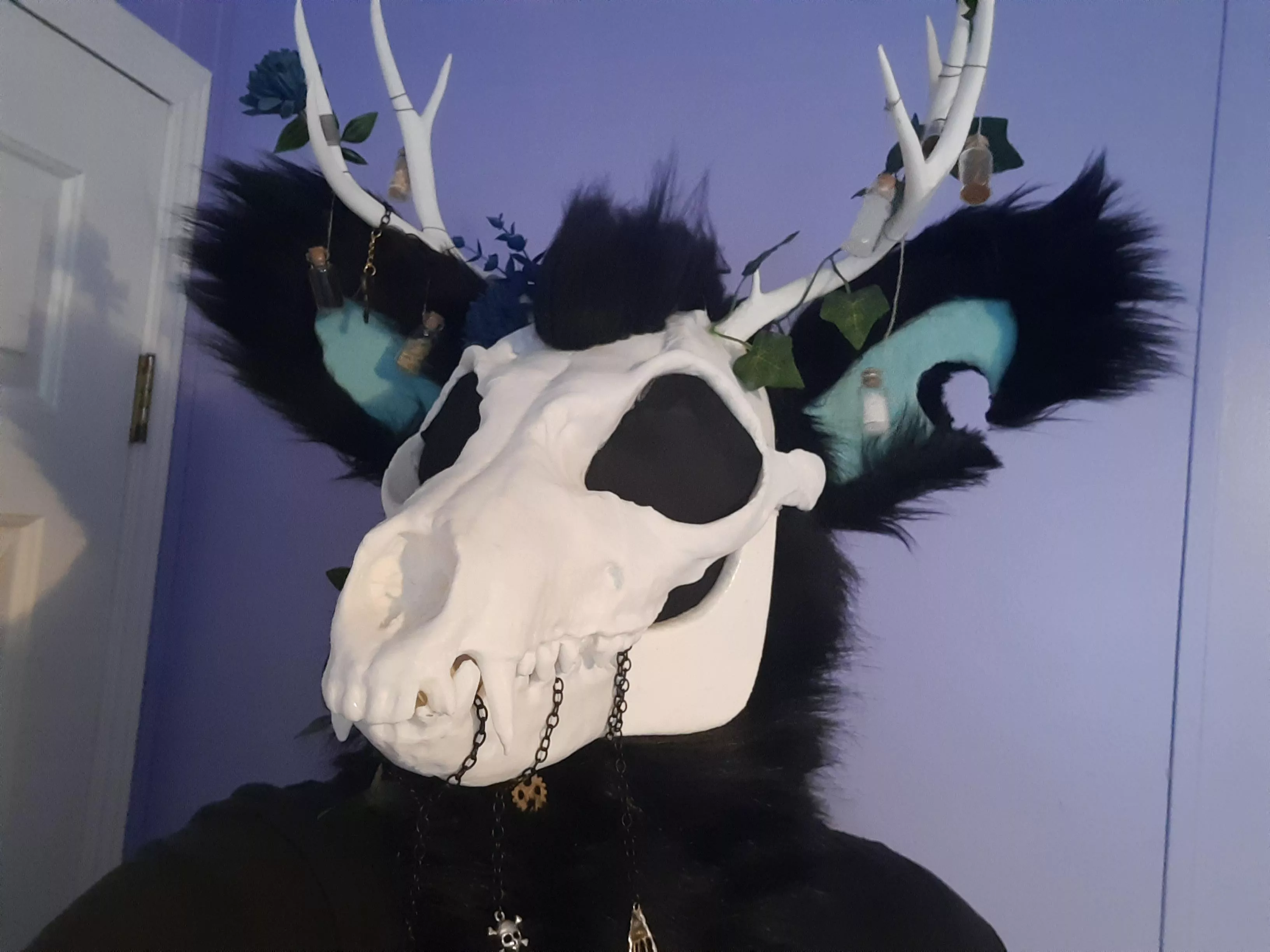 Changed my fursuit ears to be more character accurate! Yes they need a trim and yes I've already done it, but I like this pic anyway posted by Void-Lizard