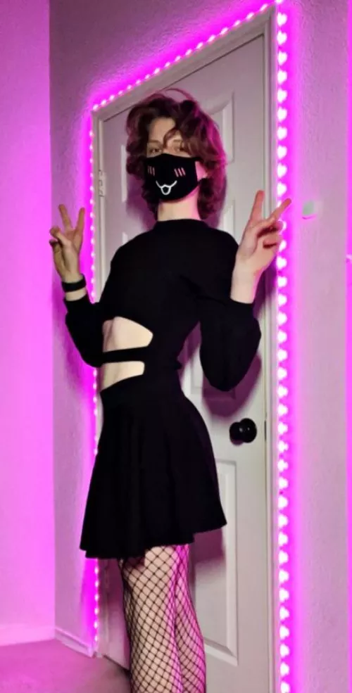 hai :3 by ElysianFemboy