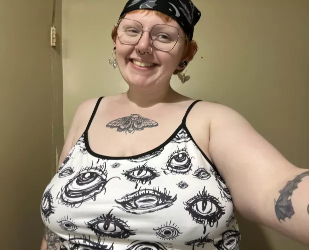 hi there :3 by battyredd