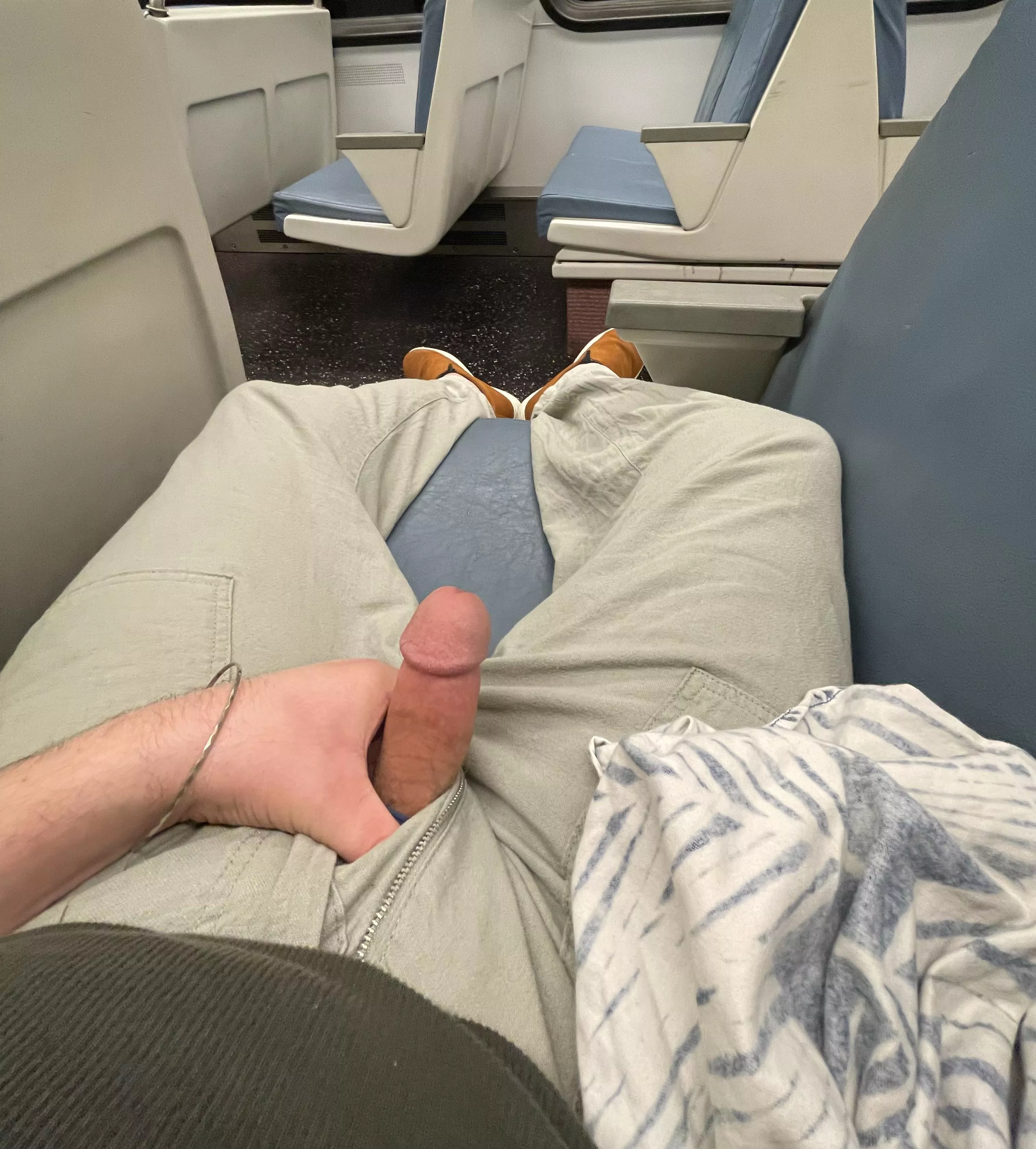 Hoping someone catches me on the Metro posted by polohomo