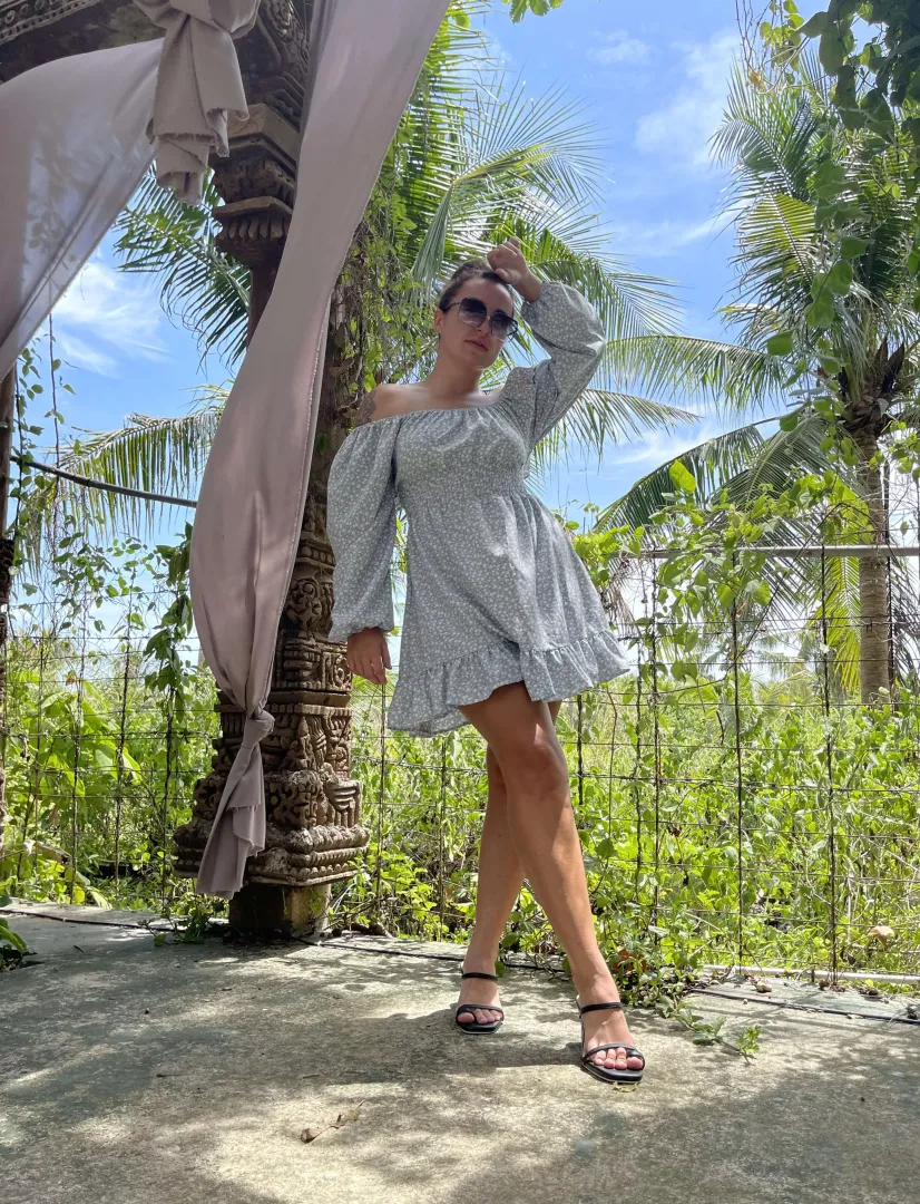I live a beautiful summer posted by Honey_Pleasure
