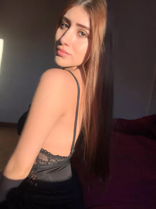 I'm 18 and I'm new here! :) by cuteeegirll06