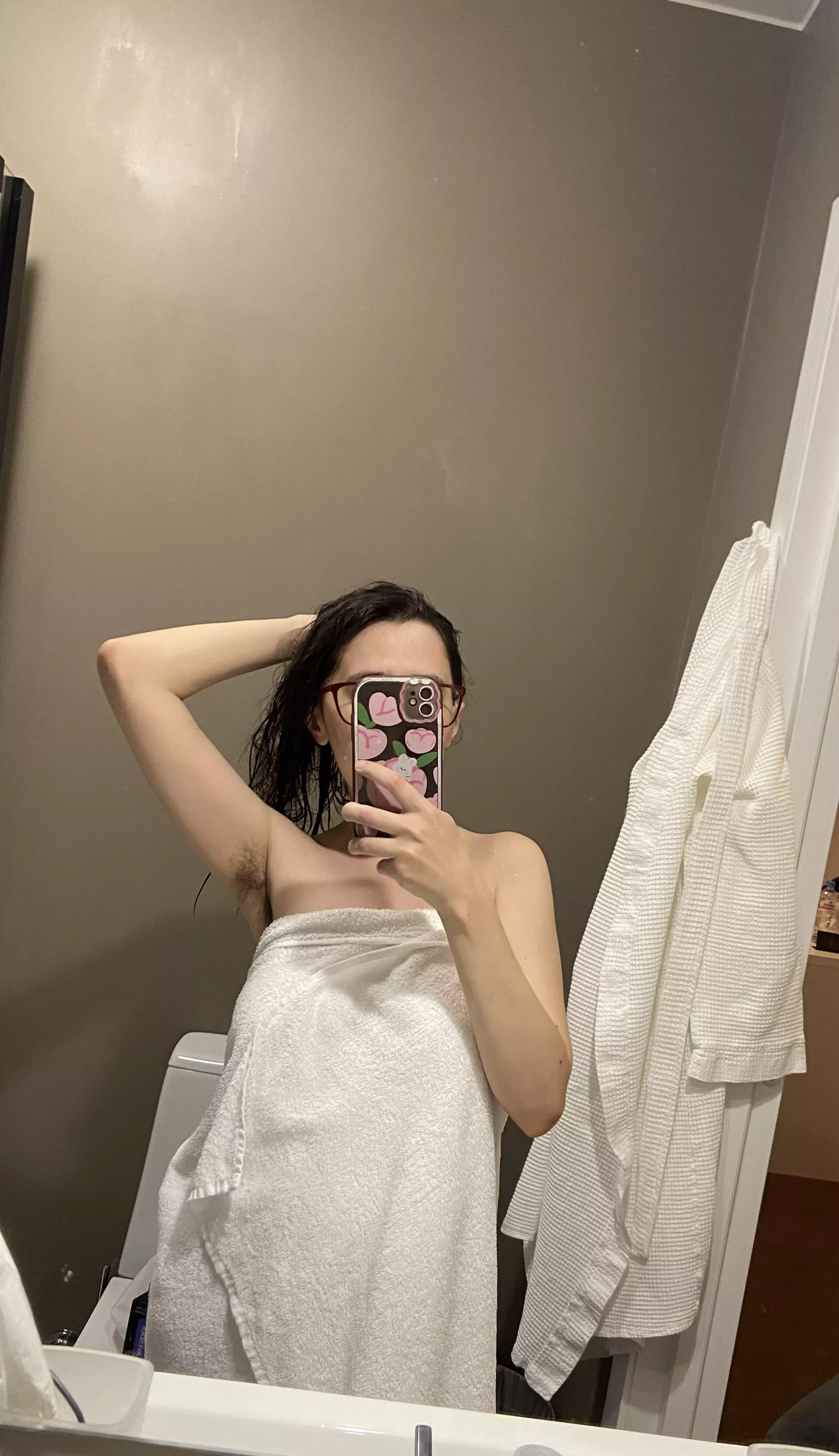 It's time to take care of my long natural hair posted by Jessfulltime