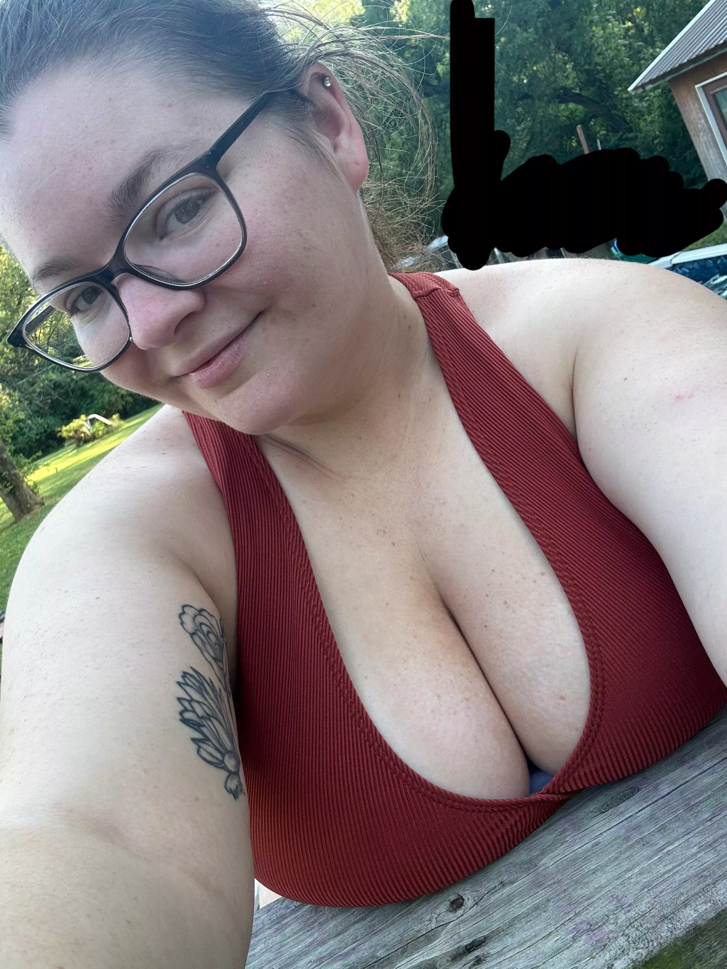 Let’s get wet together 😜 posted by RiasMae48