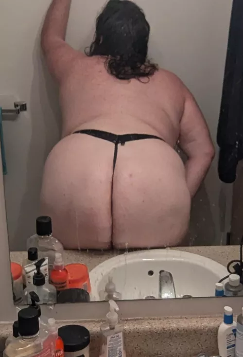 Let's see if this gives you any ideas  by MostlyJustFreckles