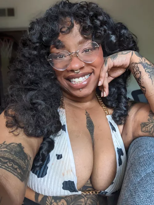 Lil smile to perk your day up ☺️ by MissSinnKitty