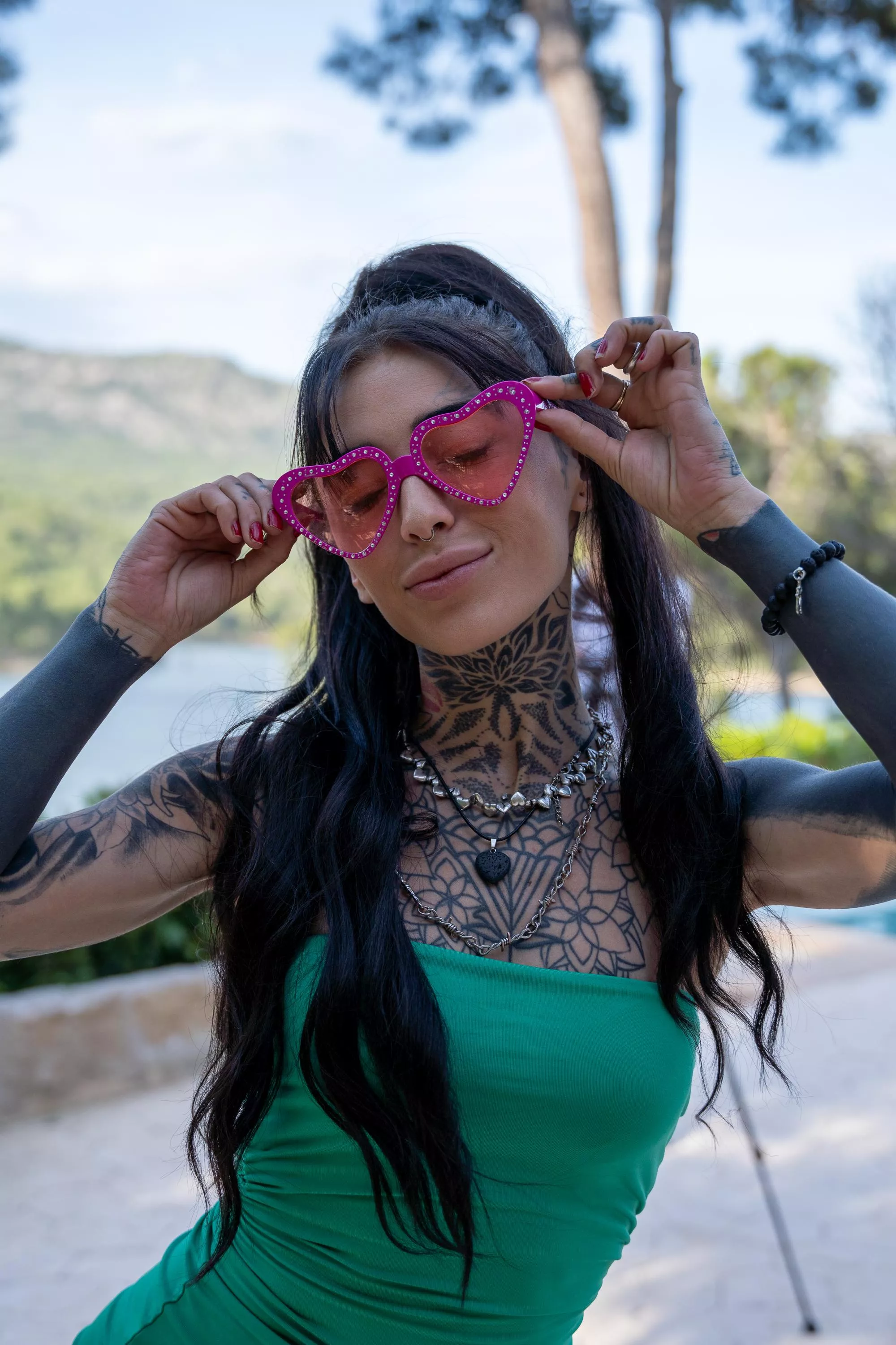 My new summer sun glasses (LilithPandemonium) posted by _Flinbo