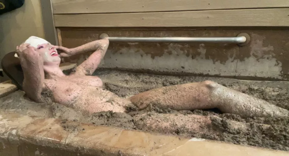 Still from my mud bath vid by pains_grey