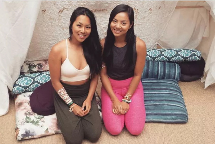 Which one on their knees?  posted by Dizzy-Tangerine-4065