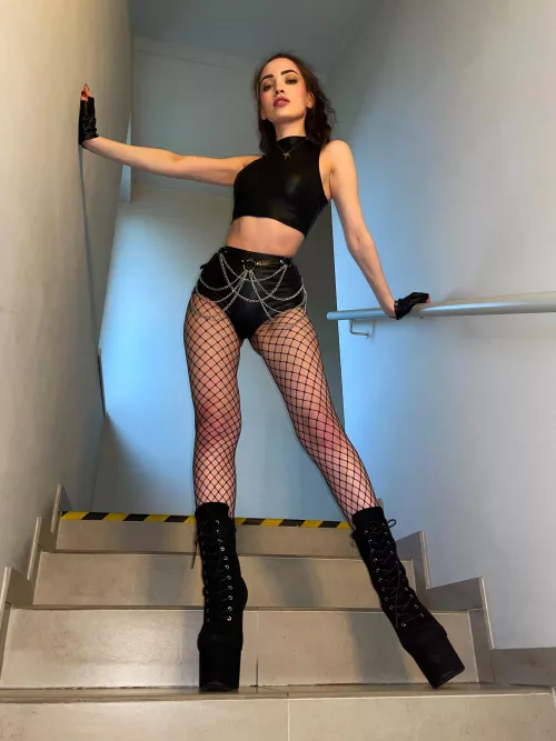 You can't resist by Aliena_Moore