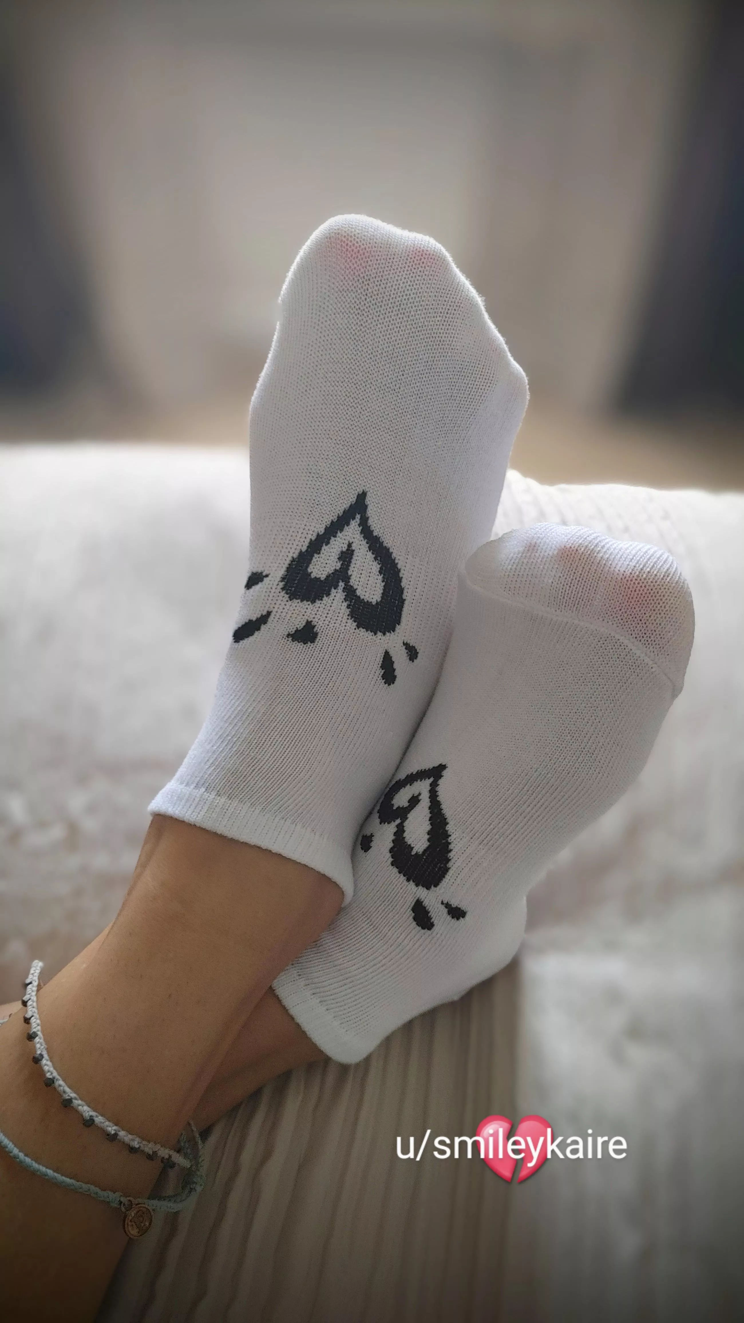 You're totally falling in love with my [F]eet huh 💜😘 (oc)  posted by smileykaire