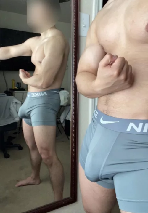 26M DMs open. Slide in the DMs and ask for the snap. Might even show face  by j001210