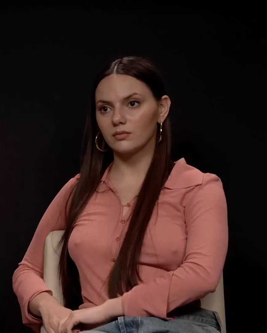 Dafne Keen  posted by cele_hub