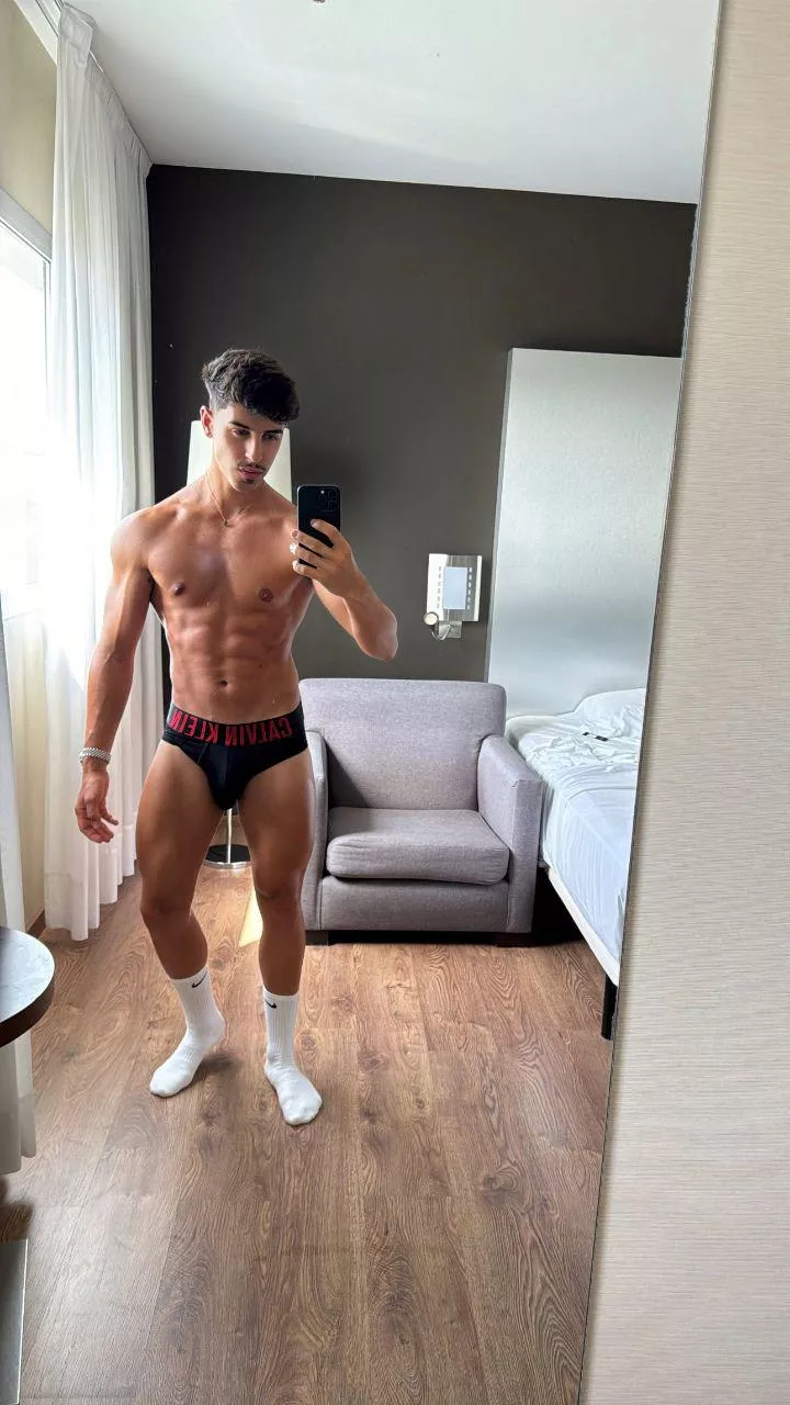 do you like the color? posted by adrianlopezt7