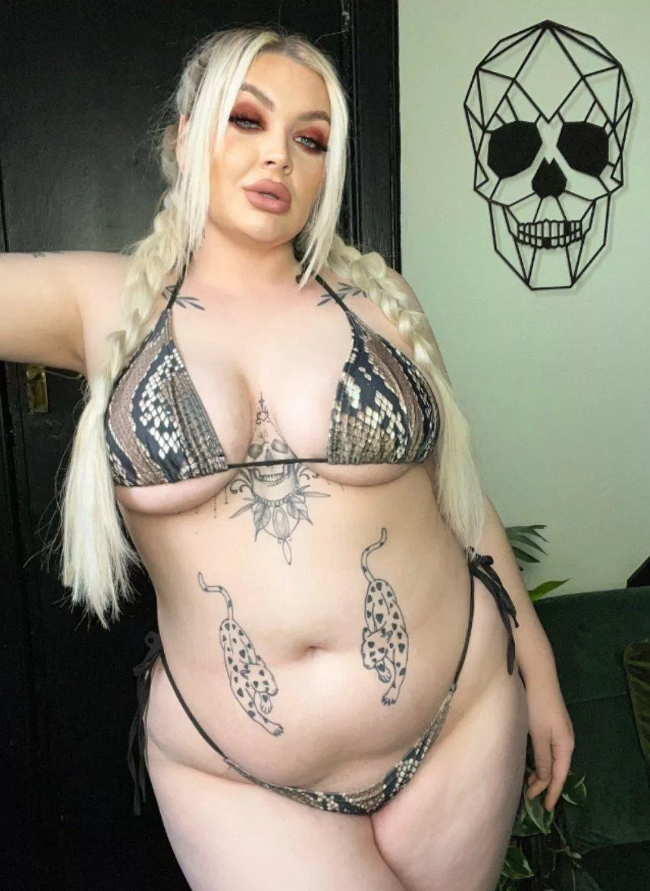 First thing you thought of when seeing my thick chubby body
 posted by Putrid_Pineapple_362