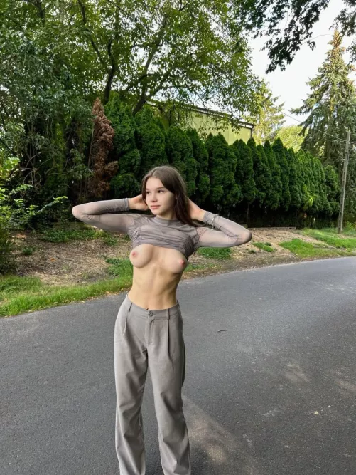 I like to walk around the city naked by Mari_Deee