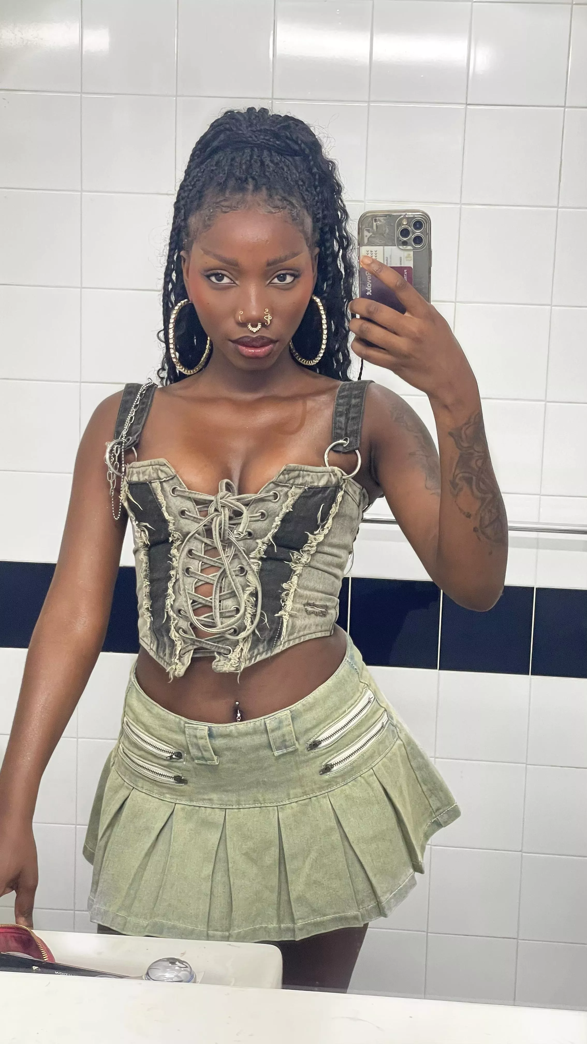 I’ll suck you dry and swallow it ;) posted by Chockyyp