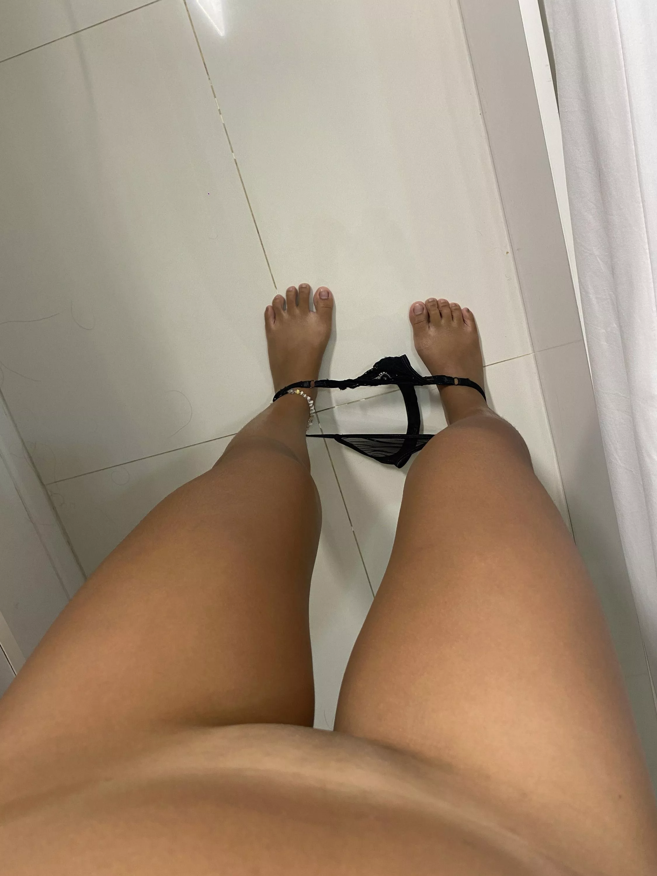 I'm practically begging for it posted by Cutie_BaBeY