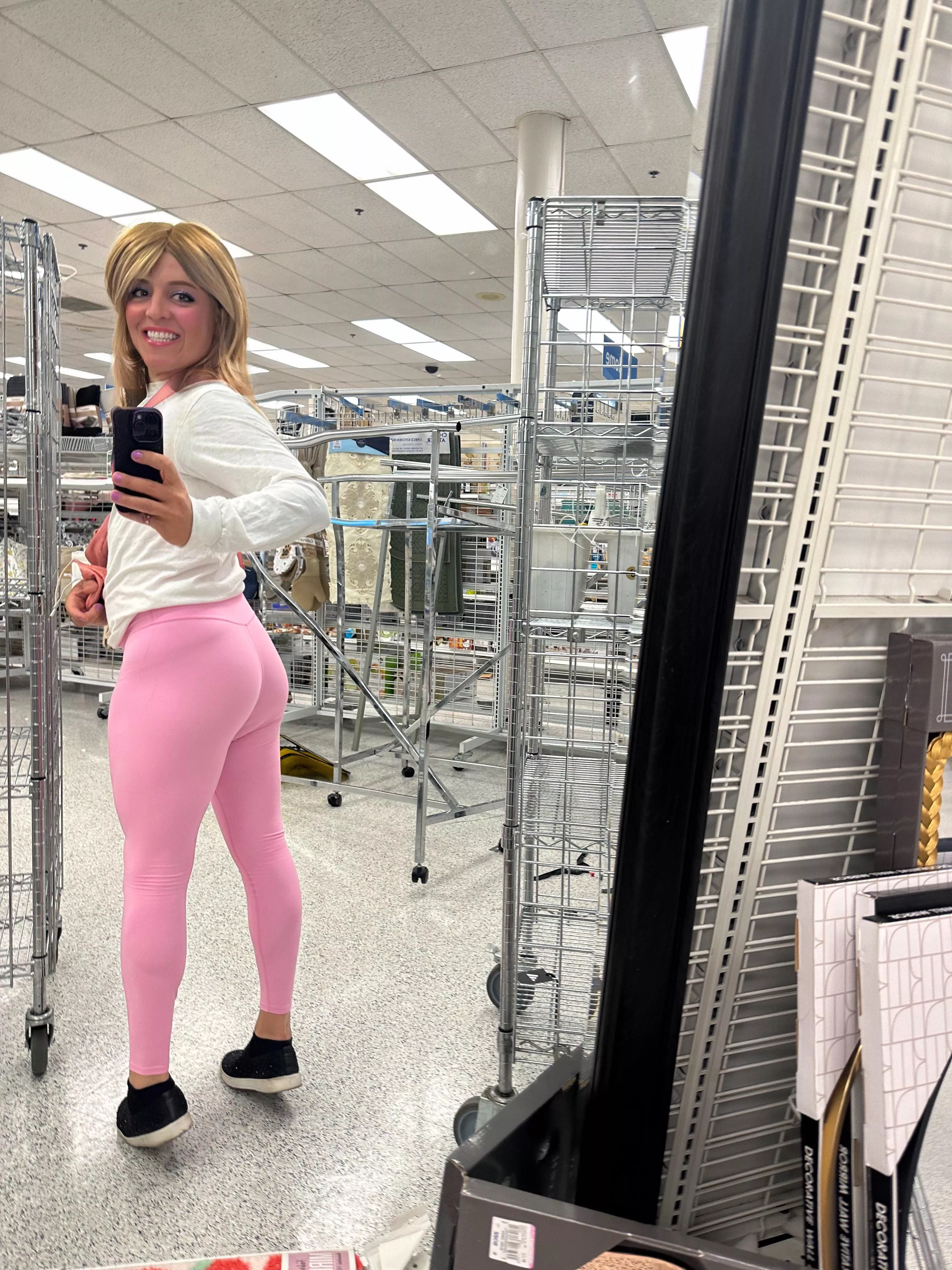 Luv being out and super 🌈🌈🌈 posted by PinkPrincessJenna