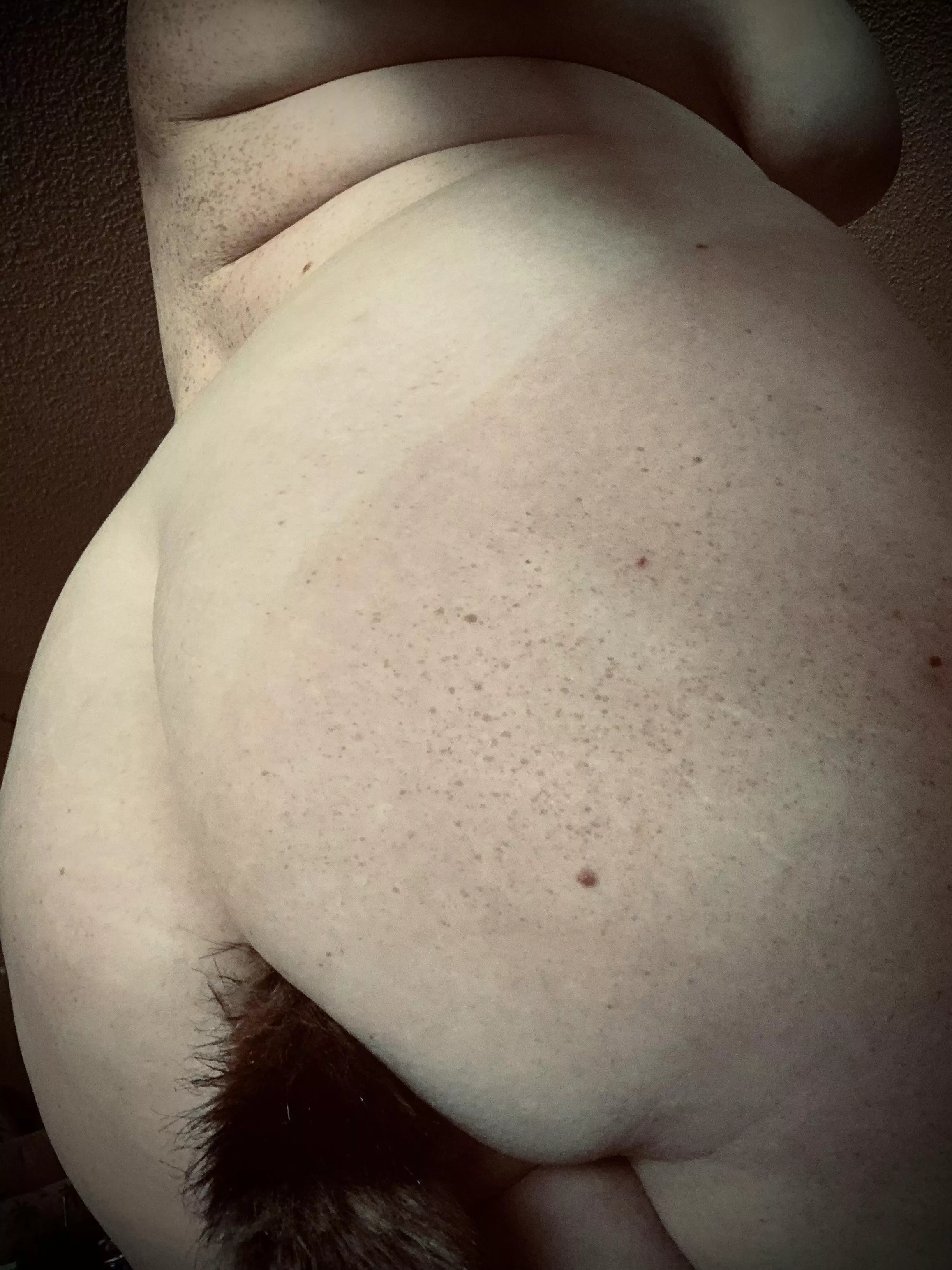 Plugged🖤 posted by fireyfreckles