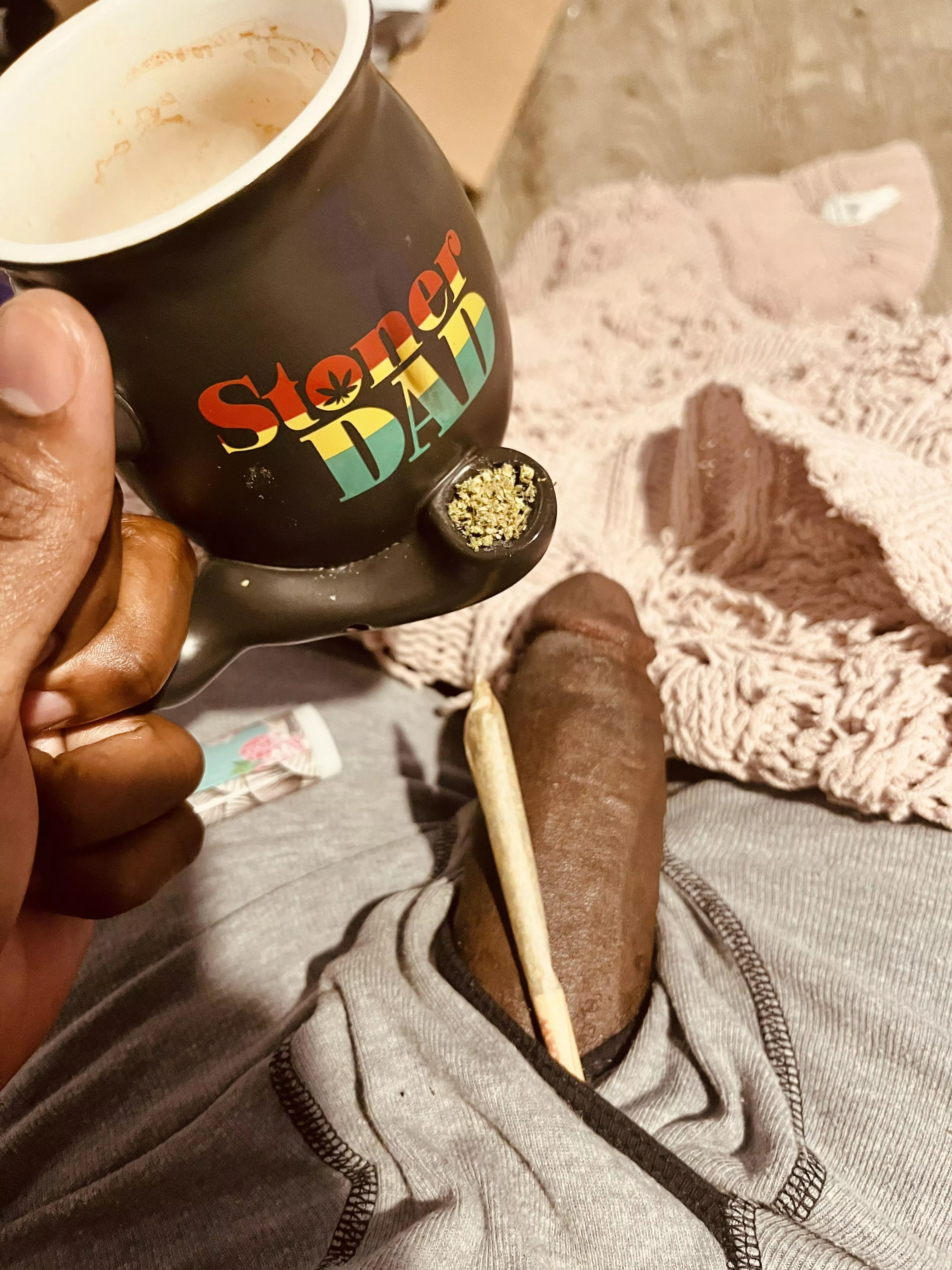 Stoner Daddy 31 [m] posted by Useful_Information99