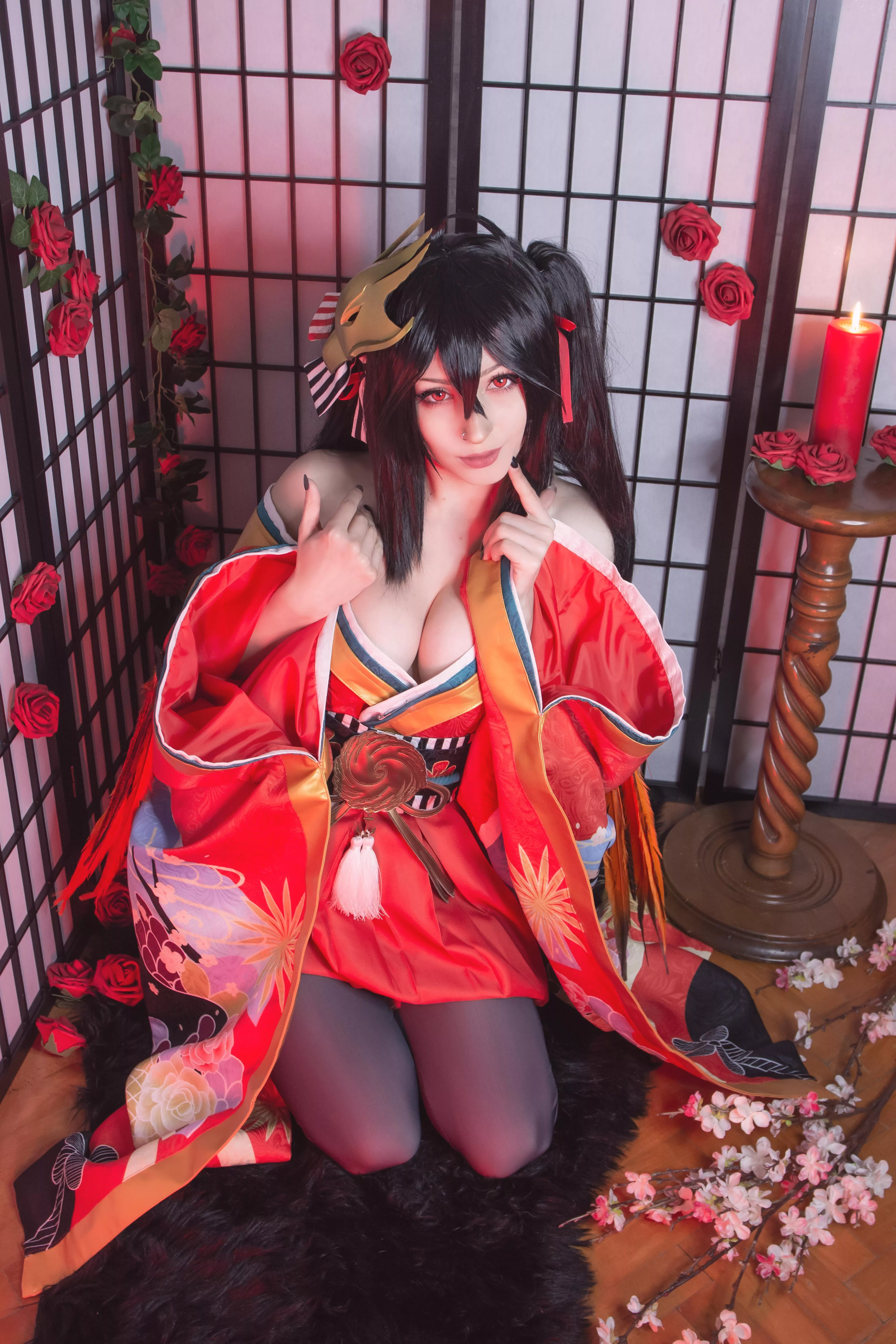 Taihou cosplay by Shiroktsne  posted by Weird-Doughnut7002