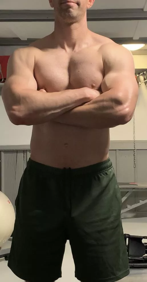 40 - Workout Selfie posted by Gen_Jorge_S_Patton