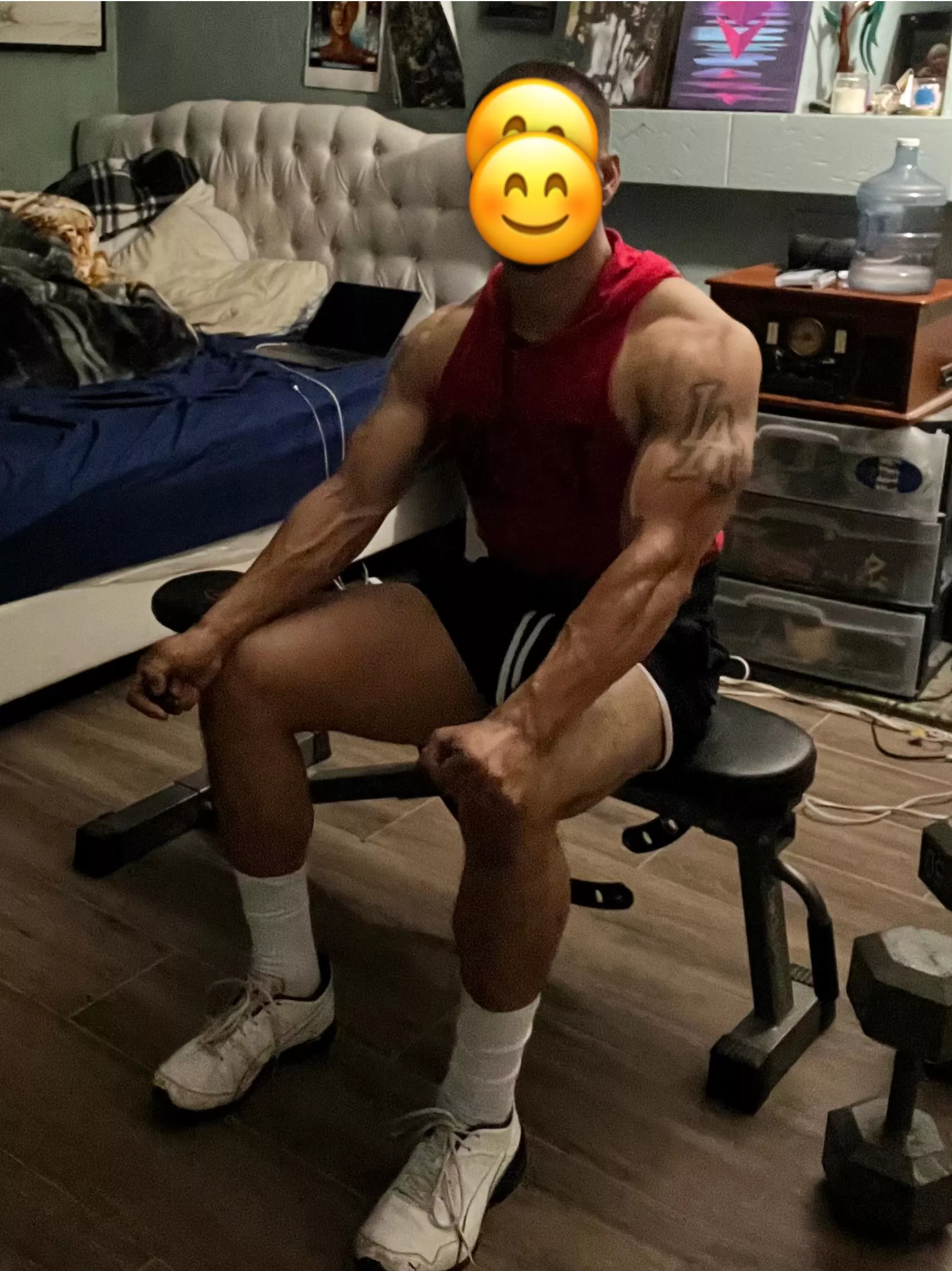 Arms looking juicy  posted by AdonisFit69
