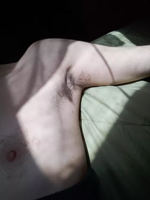 Does it turn u on or scare u off? by florescencia_