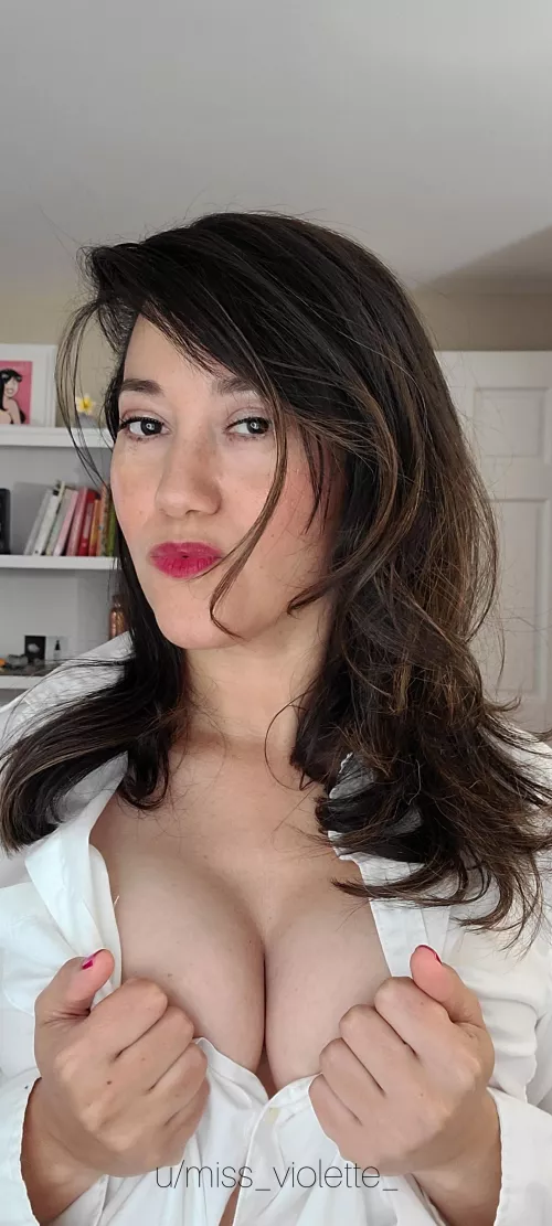 Hi there, have a wonderful day! by miss_violette_