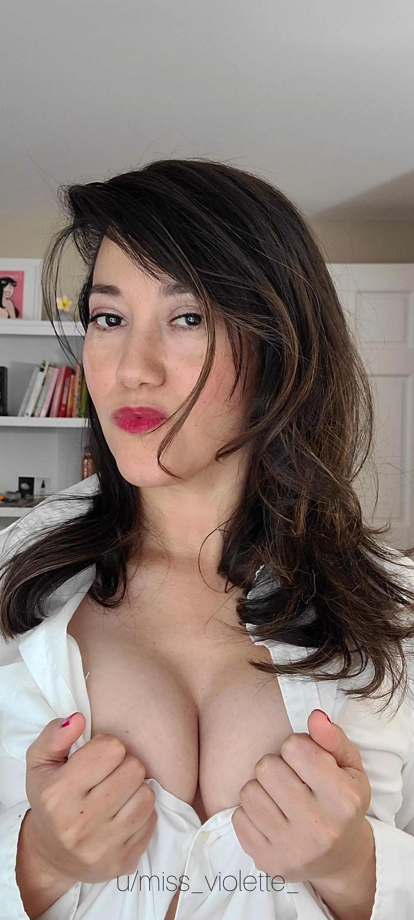 Hi there, have a wonderful day! posted by miss_violette_