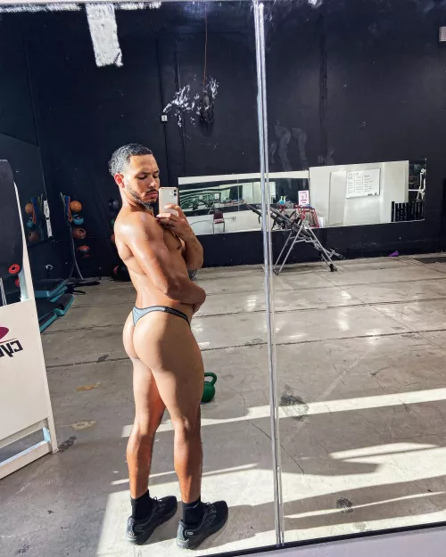 How’s my pump? 🍑 by OfficialOGString