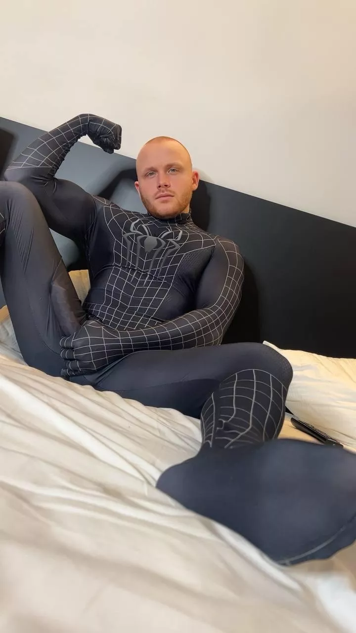 Look at that piece... posted by Alpha_god_tayler