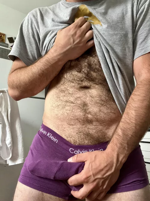 Love how these undies make it look by hairyMtl